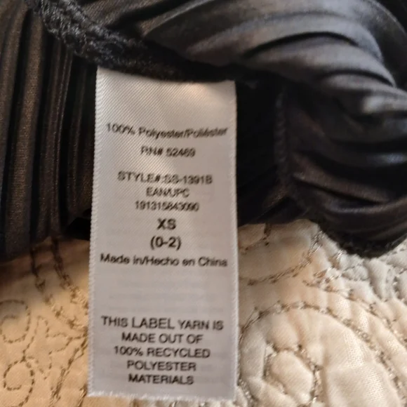 Scoop Black Dress Size 0-2 - Picture 9 of 9